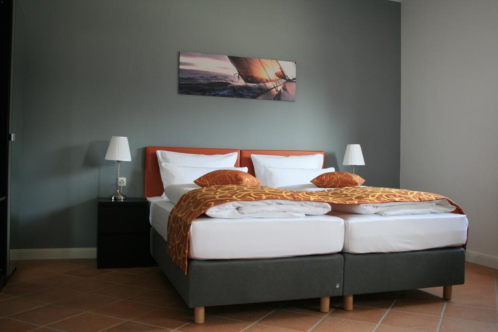 רוסטוק Apartmenthaus Unterwegs חדר תמונה
